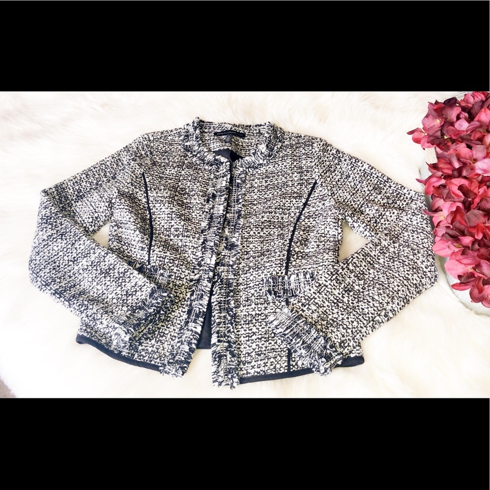 WHITE HOUSE BLACK MARKET Tweed Fringe Hem Blazer